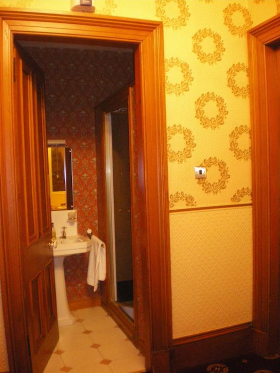 Langley Bank Guest House Ayr Extérieur photo